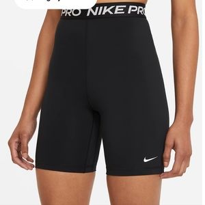 2 NikePro 365Women's High-Waisted 7" Shorts, bundle. 1 black & 1 snakeskin color